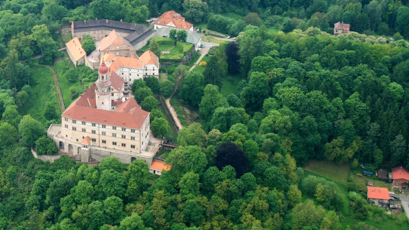 Dlaczego warto odwiedzić Nachod? Zamek i inne atrakcje